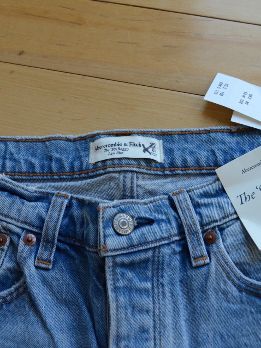 Abercrombie & Fitch The 90s baggy jeans Low Rise Size 29 Short - Picture 5 of 10